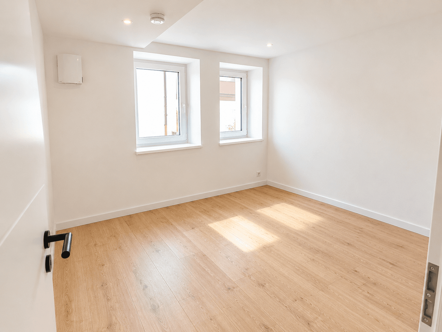 Prenájom bytu 5-izbový 140 m², Hainholz, Hamburg, Hamburg Prenájom bytu 5-izbový 140 m², Hainholz, Hamburg, Hamburg
