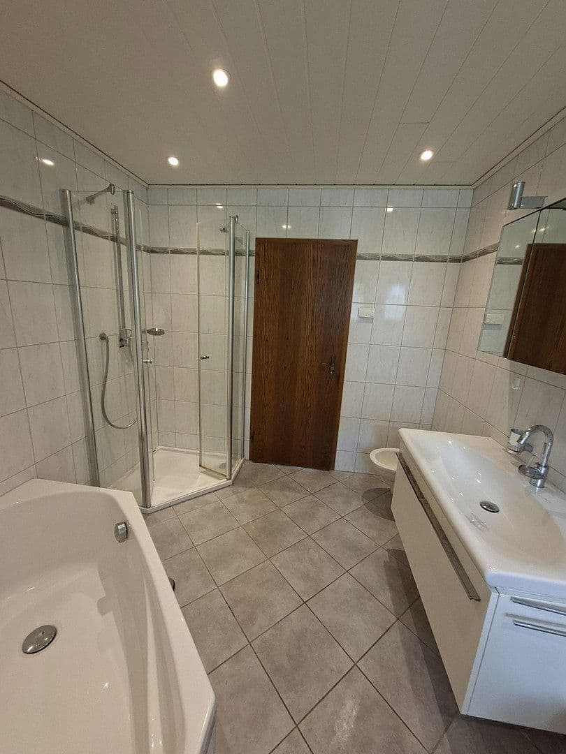 Predaj domu 154 m², pozemok 823 m², Oberzent, Hesensko Predaj domu 154 m², pozemok 823 m², Oberzent, Hesensko
