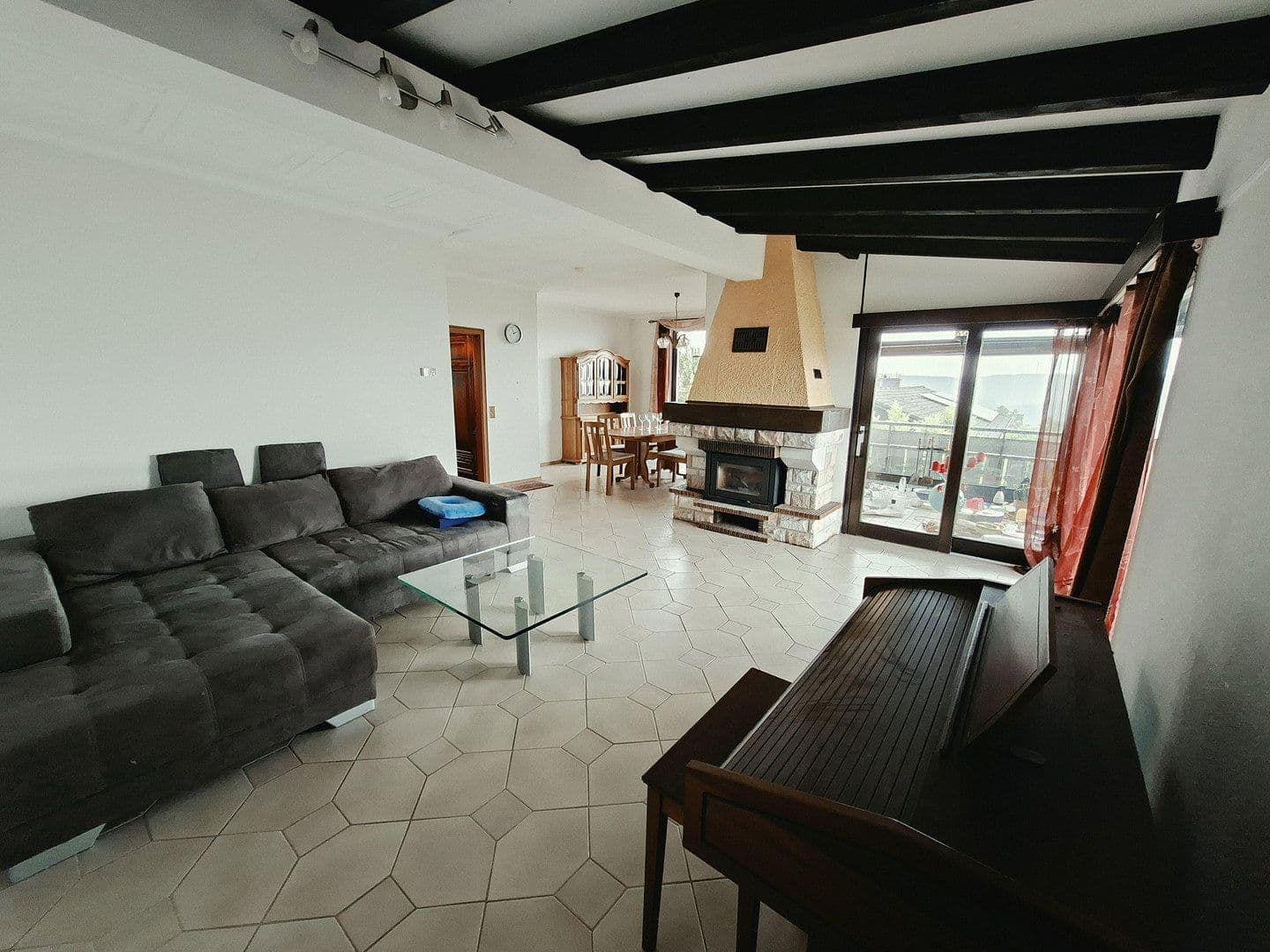 Predaj domu 154 m², pozemok 823 m², Oberzent, Hesensko Predaj domu 154 m², pozemok 823 m², Oberzent, Hesensko