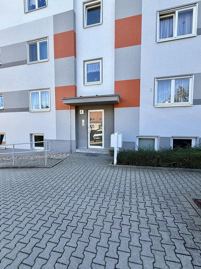 Prenájom bytu 3-izbový 84 m², Händelstraße 2, Wilkau-Haßlau, Sasko Prenájom bytu 3-izbový 84 m², Händelstraße 2, Wilkau-Haßlau, Sasko
