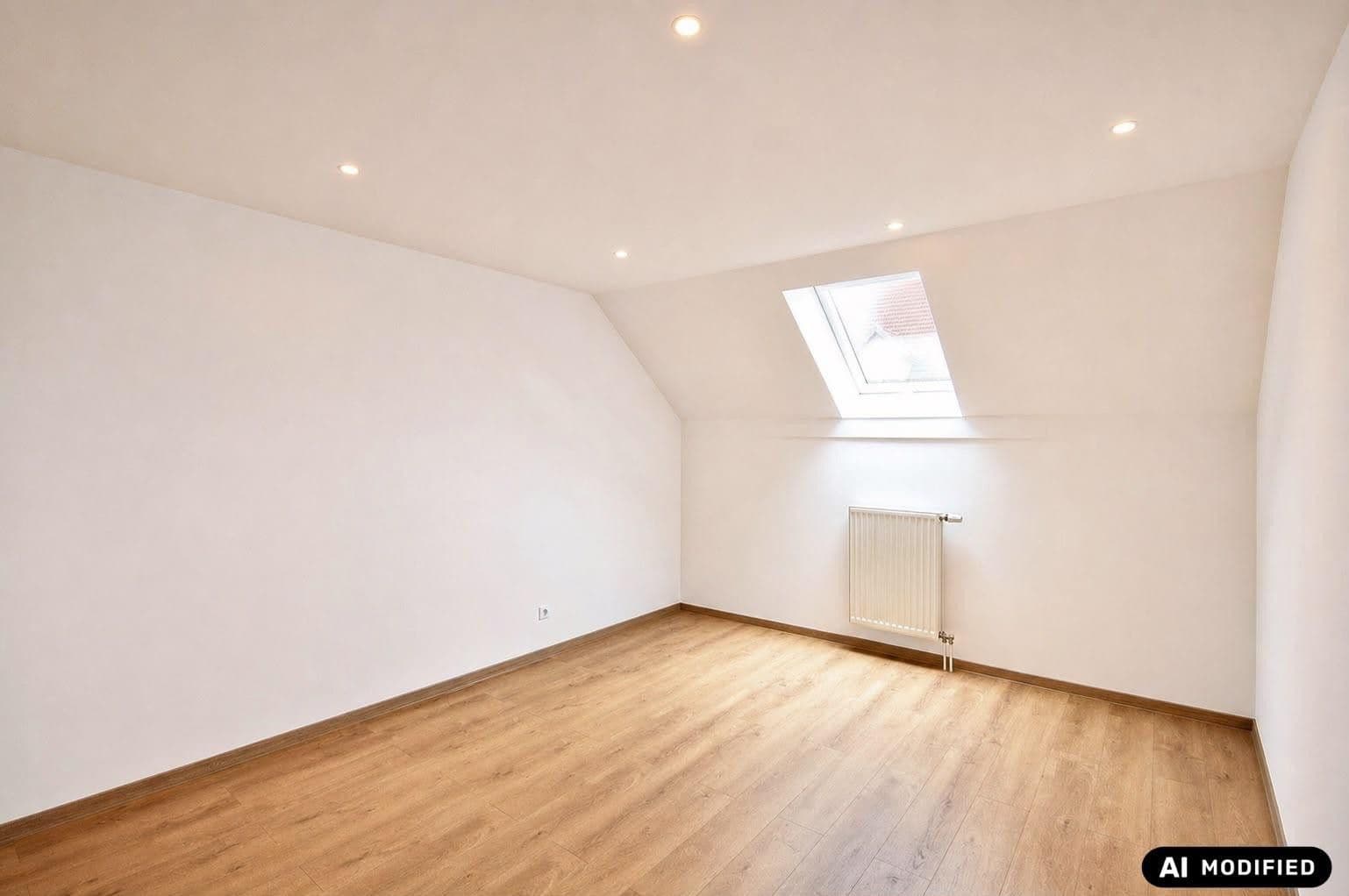 Prenájom bytu 3-izbový 84 m², Händelstraße 2, Wilkau-Haßlau, Sasko Prenájom bytu 3-izbový 84 m², Händelstraße 2, Wilkau-Haßlau, Sasko
