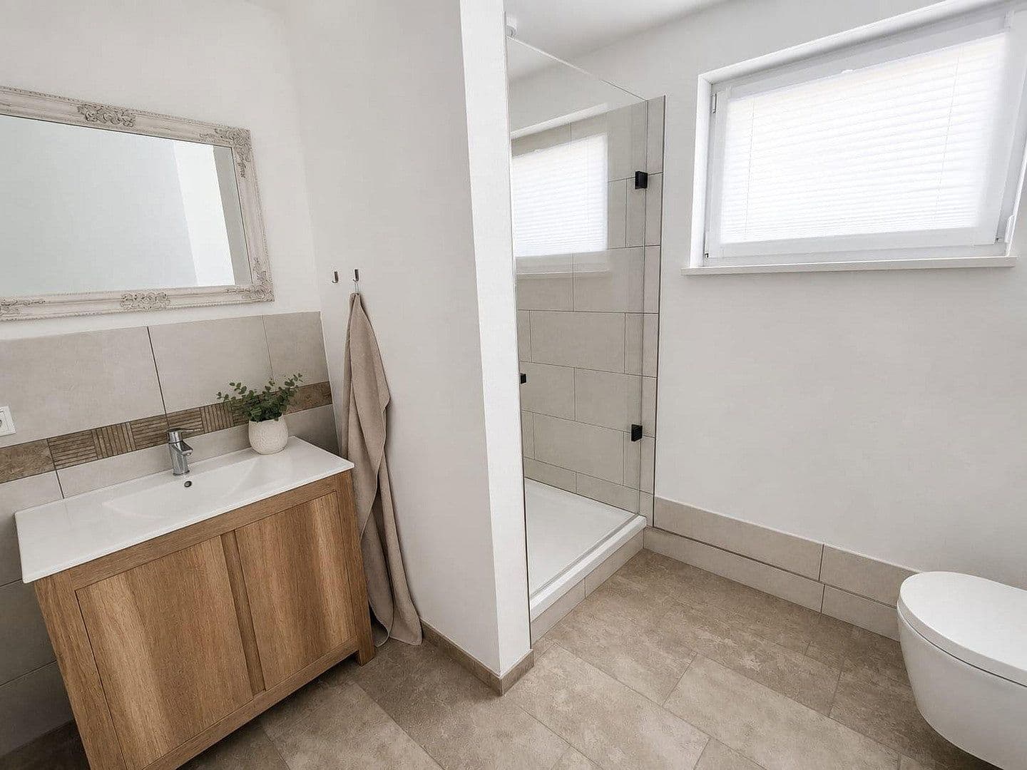 Predaj domu 182 m², pozemok 669 m², Britz, Brandenbursko Predaj domu 182 m², pozemok 669 m², Britz, Brandenbursko