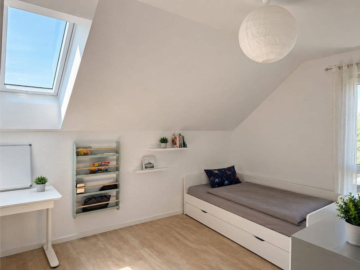 Predaj domu 182 m², pozemok 669 m², Britz, Brandenbursko Predaj domu 182 m², pozemok 669 m², Britz, Brandenbursko