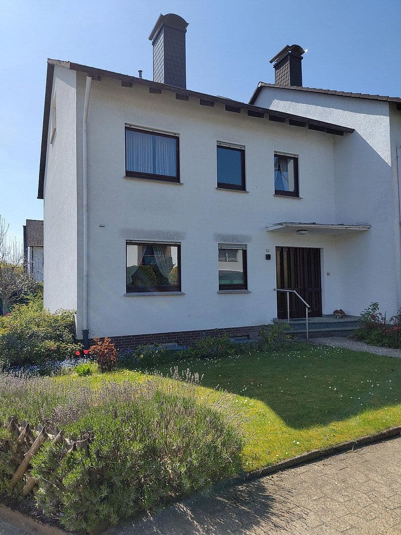 Predaj domu 184 m², pozemok 347 m², Bielefeld-Theesen, Severné Porýnie - Westfálsko Predaj domu 184 m², pozemok 347 m², Bielefeld-Theesen, Severné Porýnie - Westfálsko