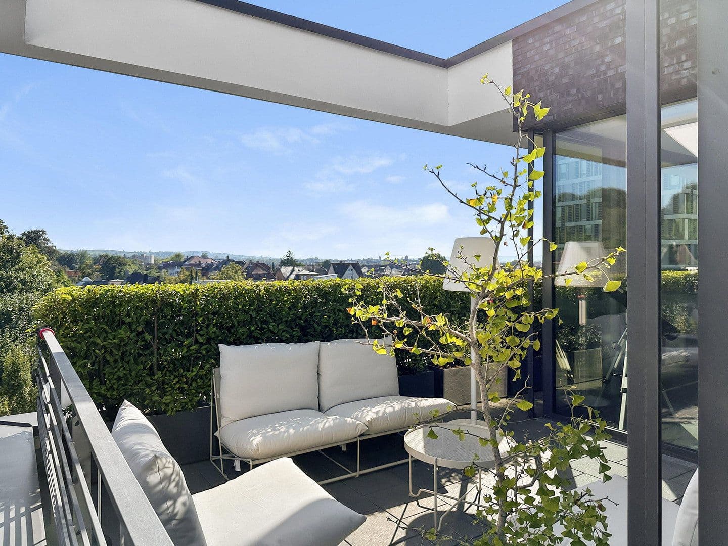 Prenájom bytu 3-izbový 135 m², Lerchenstraße 65, Heilbronn, Bádensko-Wurttembersko Prenájom bytu 3-izbový 135 m², Lerchenstraße 65, Heilbronn, Bádensko-Wurttembersko