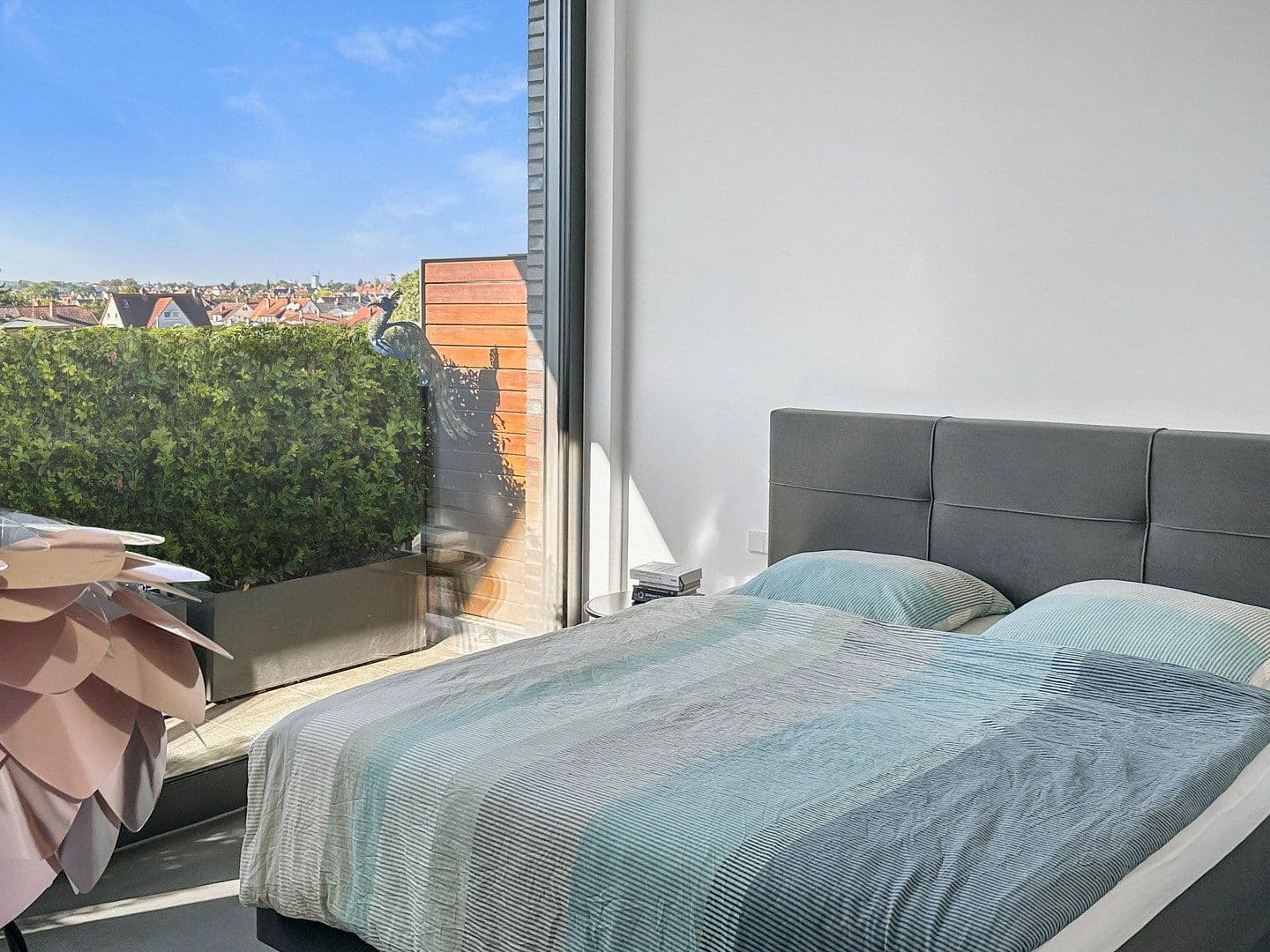 Prenájom bytu 3-izbový 135 m², Lerchenstraße 65, Heilbronn, Bádensko-Wurttembersko Prenájom bytu 3-izbový 135 m², Lerchenstraße 65, Heilbronn, Bádensko-Wurttembersko