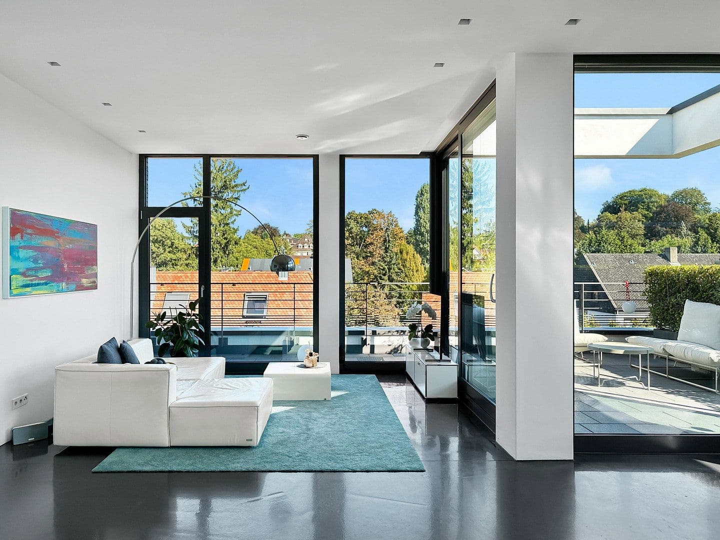Prenájom bytu 3-izbový 135 m², Lerchenstraße 65, Heilbronn, Bádensko-Wurttembersko Prenájom bytu 3-izbový 135 m², Lerchenstraße 65, Heilbronn, Bádensko-Wurttembersko