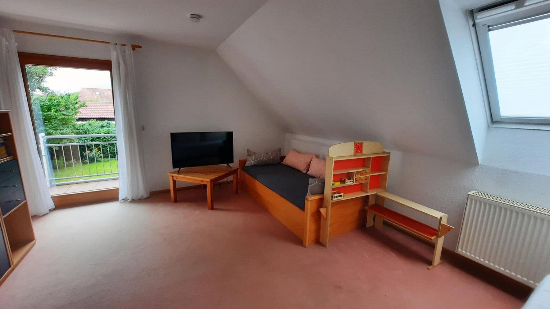 Predaj domu 138 m², pozemok 639 m², Glienicke/Nordbahn, Brandenbursko Predaj domu 138 m², pozemok 639 m², Glienicke/Nordbahn, Brandenbursko