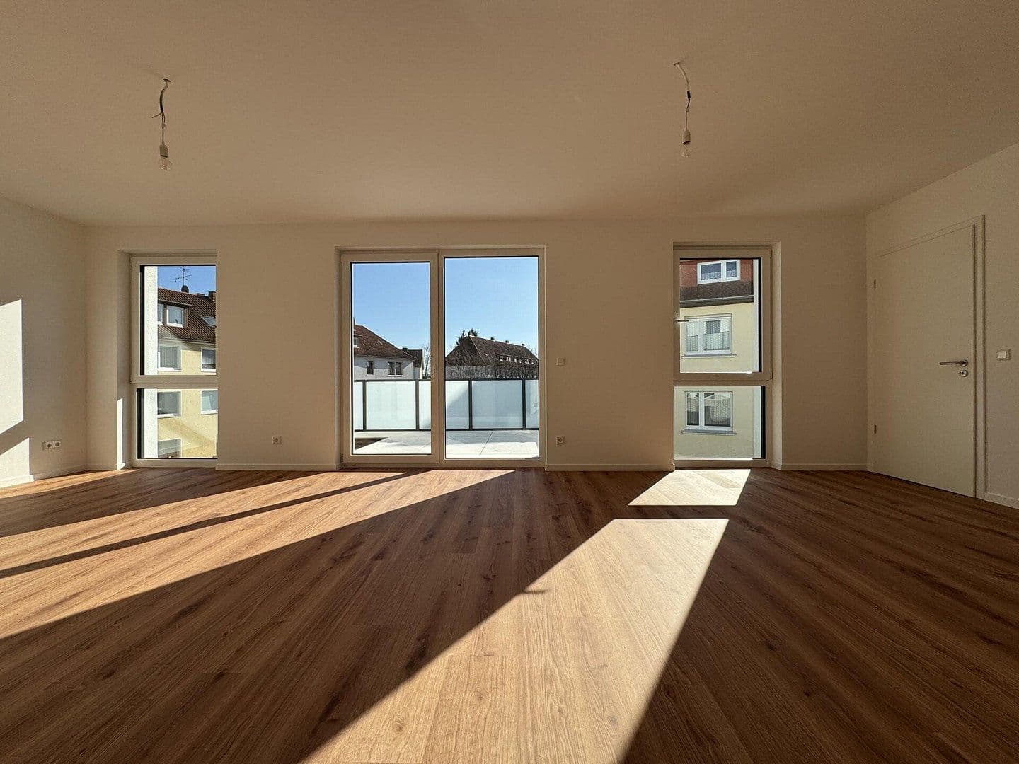 Prenájom bytu 3-izbový 93 m², Königstraße 47, Hameln, Dolné Sasko Prenájom bytu 3-izbový 93 m², Königstraße 47, Hameln, Dolné Sasko
