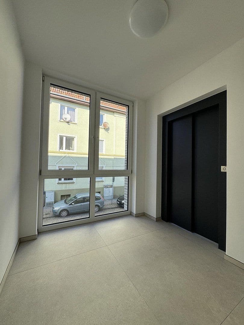 Prenájom bytu 3-izbový 93 m², Königstraße 47, Hameln, Dolné Sasko Prenájom bytu 3-izbový 93 m², Königstraße 47, Hameln, Dolné Sasko