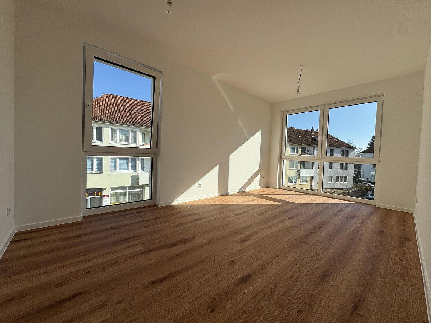 Prenájom bytu 3-izbový 93 m², Königstraße 47, Hameln, Dolné Sasko Prenájom bytu 3-izbový 93 m², Königstraße 47, Hameln, Dolné Sasko