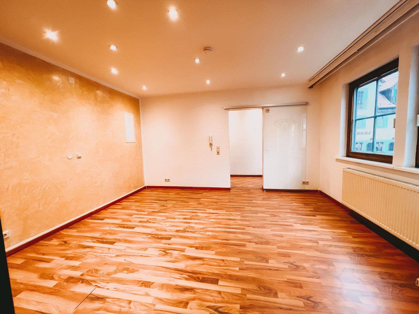Predaj domu 562 m², pozemok 543 m², Bad Liebenzell, Bádensko-Wurttembersko Predaj domu 562 m², pozemok 543 m², Bad Liebenzell, Bádensko-Wurttembersko