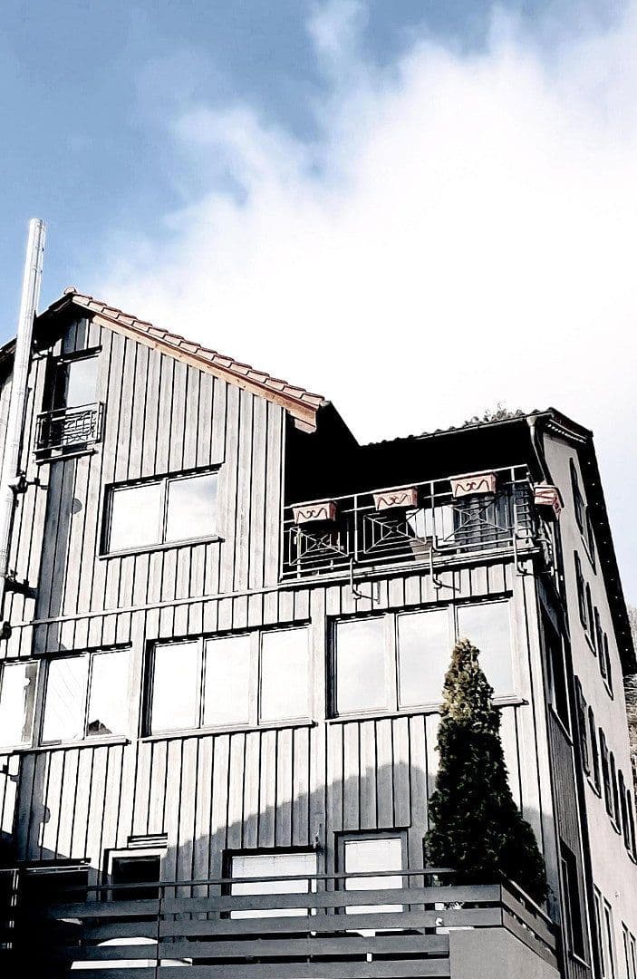 Predaj domu 562 m², pozemok 543 m², Bad Liebenzell, Bádensko-Wurttembersko Predaj domu 562 m², pozemok 543 m², Bad Liebenzell, Bádensko-Wurttembersko