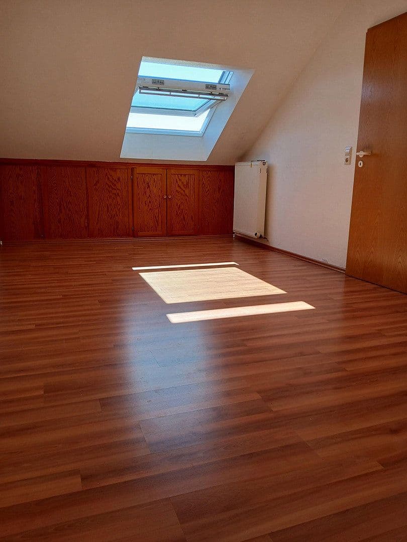 Predaj domu 142 m², pozemok 290 m², Achern, Bádensko-Wurttembersko Predaj domu 142 m², pozemok 290 m², Achern, Bádensko-Wurttembersko