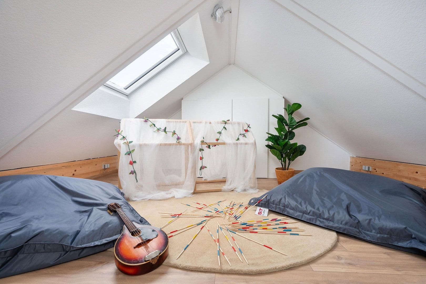 Predaj domu 160 m², pozemok 184 m², Dörfelsweg 99, Buseck, Hesensko Predaj domu 160 m², pozemok 184 m², Dörfelsweg 99, Buseck, Hesensko