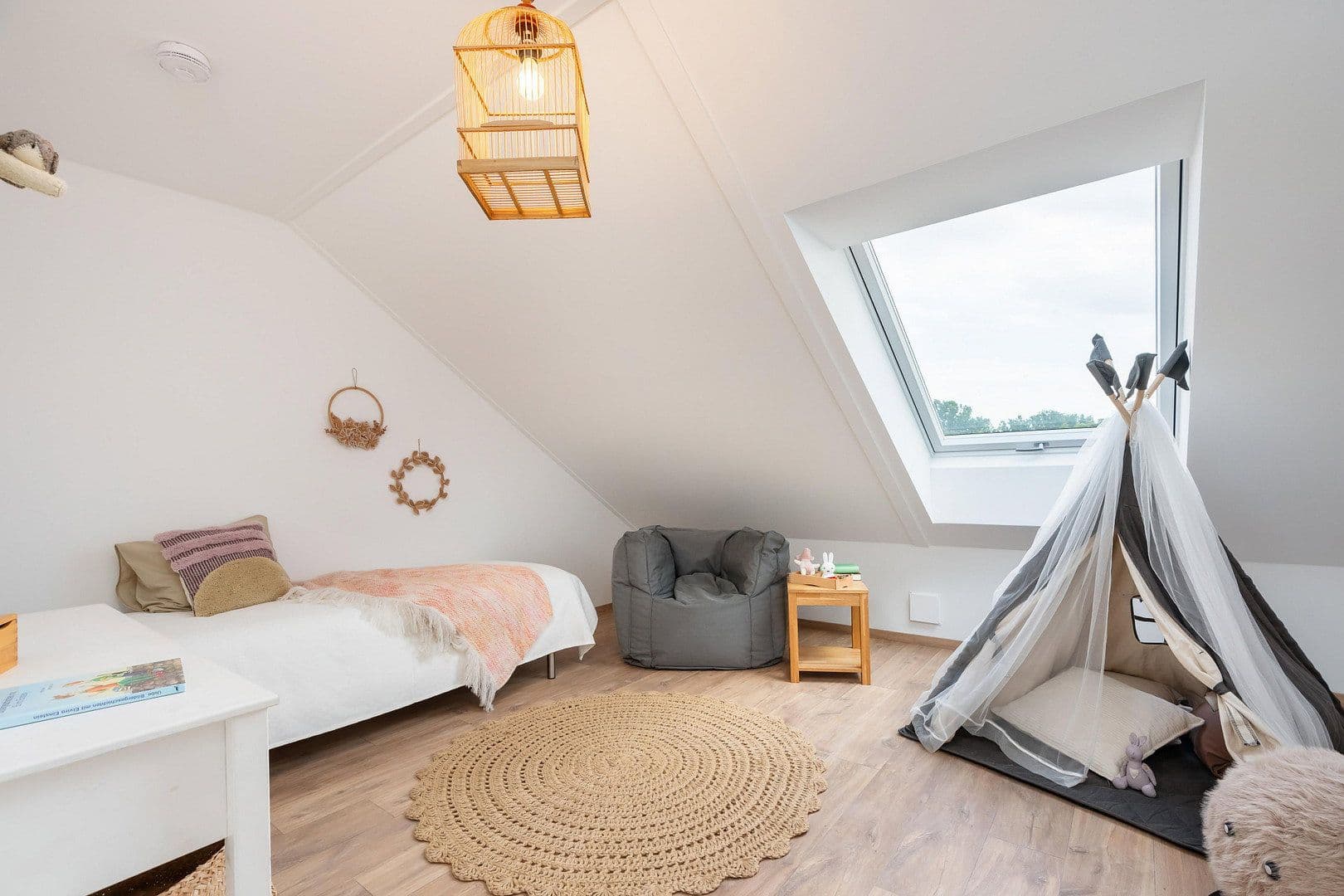 Predaj domu 160 m², pozemok 184 m², Dörfelsweg 99, Buseck, Hesensko Predaj domu 160 m², pozemok 184 m², Dörfelsweg 99, Buseck, Hesensko