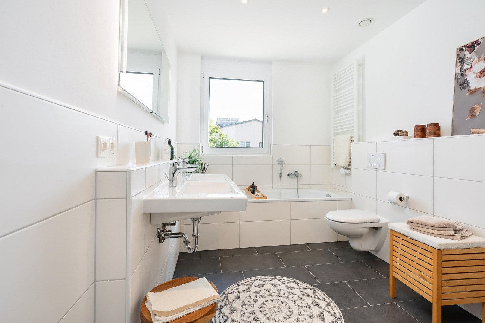 Predaj domu 160 m², pozemok 184 m², Dörfelsweg 99, Buseck, Hesensko Predaj domu 160 m², pozemok 184 m², Dörfelsweg 99, Buseck, Hesensko