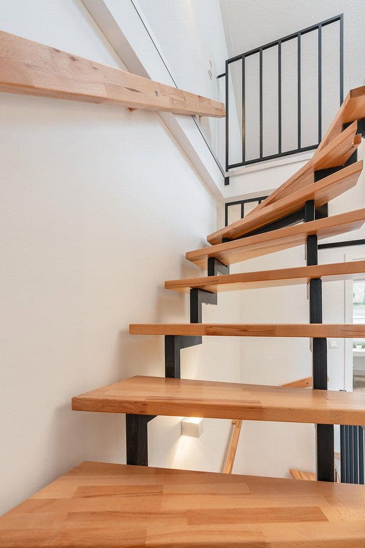 Predaj domu 160 m², pozemok 184 m², Dörfelsweg 99, Buseck, Hesensko Predaj domu 160 m², pozemok 184 m², Dörfelsweg 99, Buseck, Hesensko