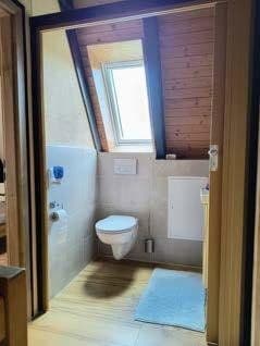 Predaj domu 167 m², pozemok 2.600 m², Württembergerweg 23, Bartholomä, Bádensko-Wurttembersko Predaj domu 167 m², pozemok 2.600 m², Württembergerweg 23, Bartholomä, Bádensko-Wurttembersko