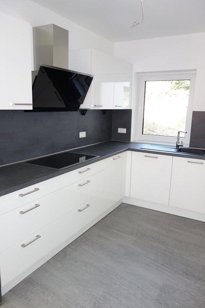 Prenájom bytu 2-izbový 73 m², Ginsterweg 2, Neuenrade, Severné Porýnie - Westfálsko Prenájom bytu 2-izbový 73 m², Ginsterweg 2, Neuenrade, Severné Porýnie - Westfálsko