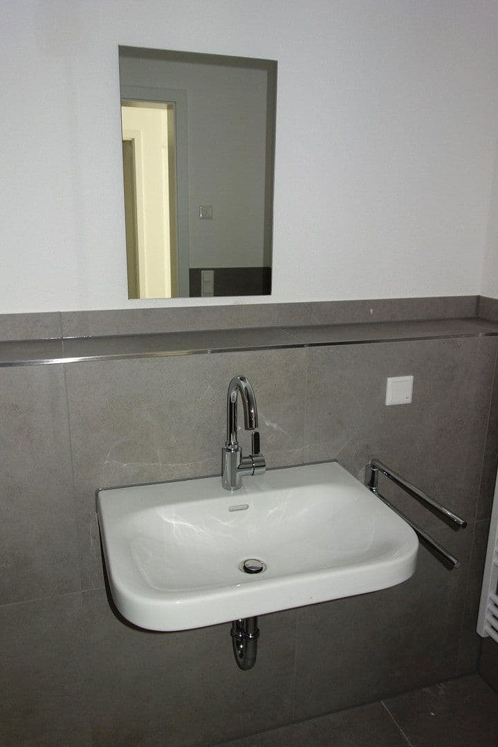 Prenájom bytu 2-izbový 73 m², Ginsterweg 2, Neuenrade, Severné Porýnie - Westfálsko Prenájom bytu 2-izbový 73 m², Ginsterweg 2, Neuenrade, Severné Porýnie - Westfálsko