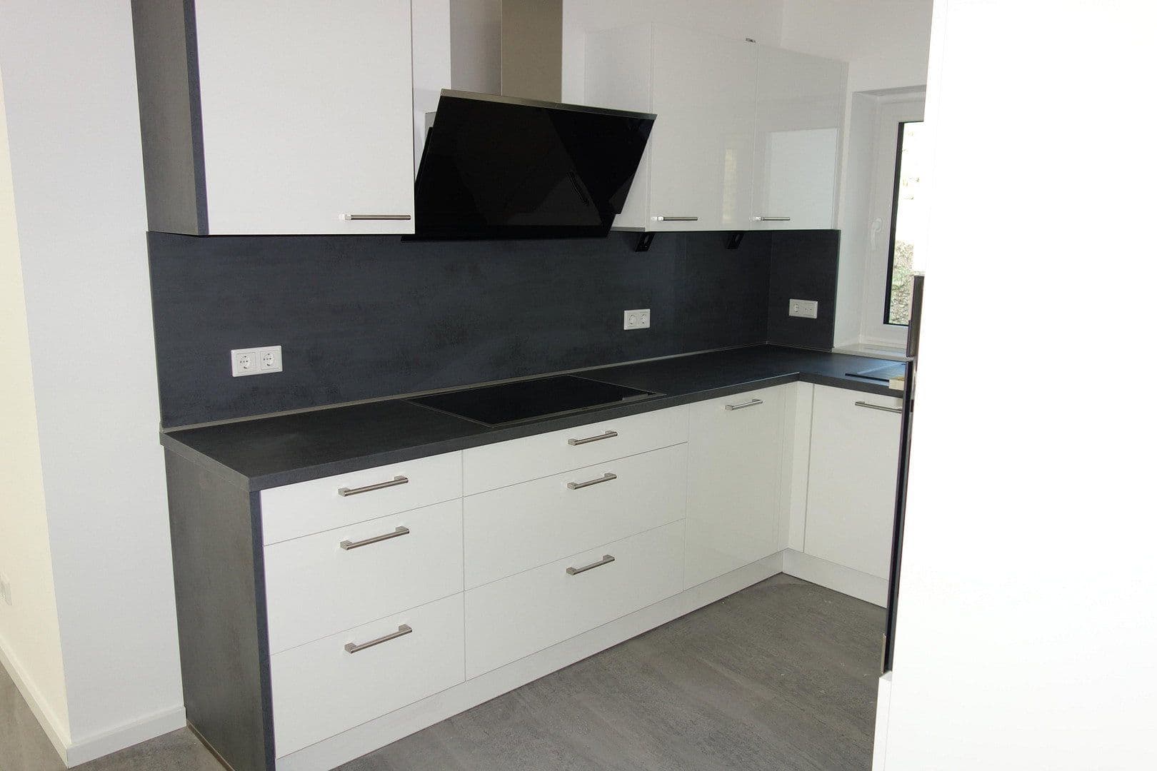Prenájom bytu 2-izbový 73 m², Ginsterweg 2, Neuenrade, Severné Porýnie - Westfálsko Prenájom bytu 2-izbový 73 m², Ginsterweg 2, Neuenrade, Severné Porýnie - Westfálsko