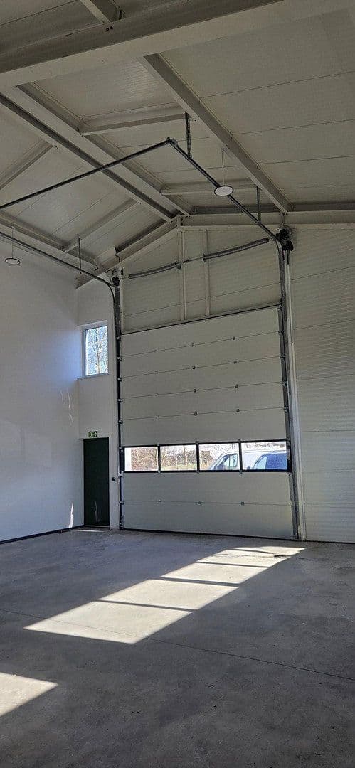 Predaj nebytového priestoru 1.750 m², Willstätt, Bádensko-Wurttembersko Predaj nebytového priestoru 1.750 m², Willstätt, Bádensko-Wurttembersko
