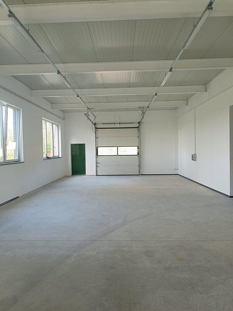 Predaj nebytového priestoru 1.750 m², Willstätt, Bádensko-Wurttembersko Predaj nebytového priestoru 1.750 m², Willstätt, Bádensko-Wurttembersko