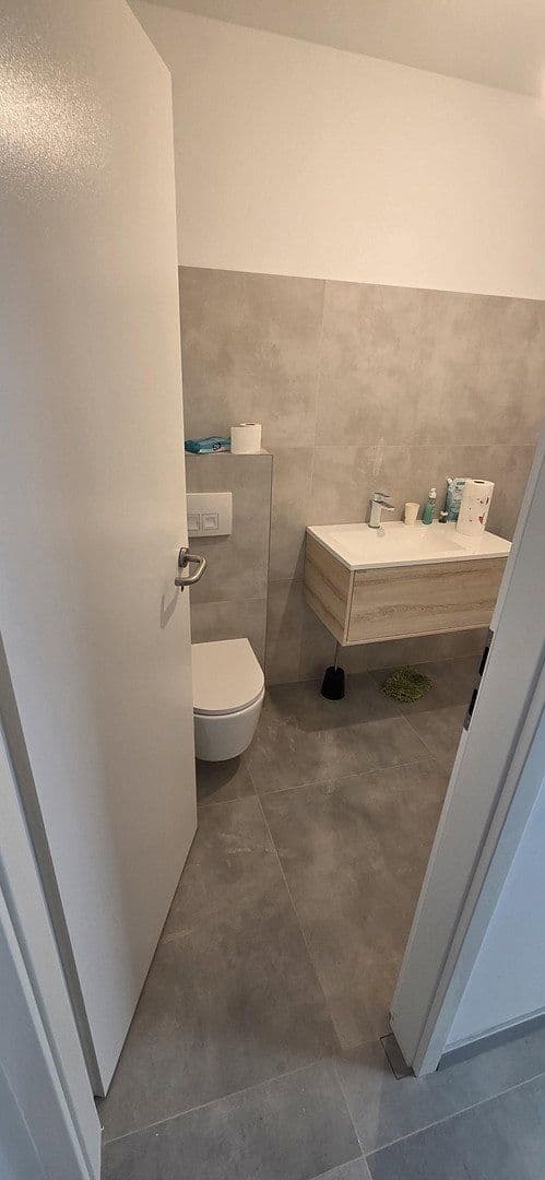 Predaj nebytového priestoru 1.750 m², Willstätt, Bádensko-Wurttembersko Predaj nebytového priestoru 1.750 m², Willstätt, Bádensko-Wurttembersko