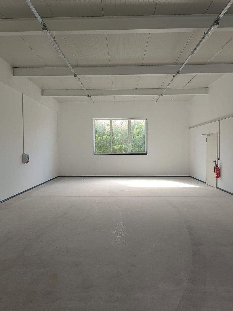 Predaj nebytového priestoru 1.750 m², Willstätt, Bádensko-Wurttembersko Predaj nebytového priestoru 1.750 m², Willstätt, Bádensko-Wurttembersko