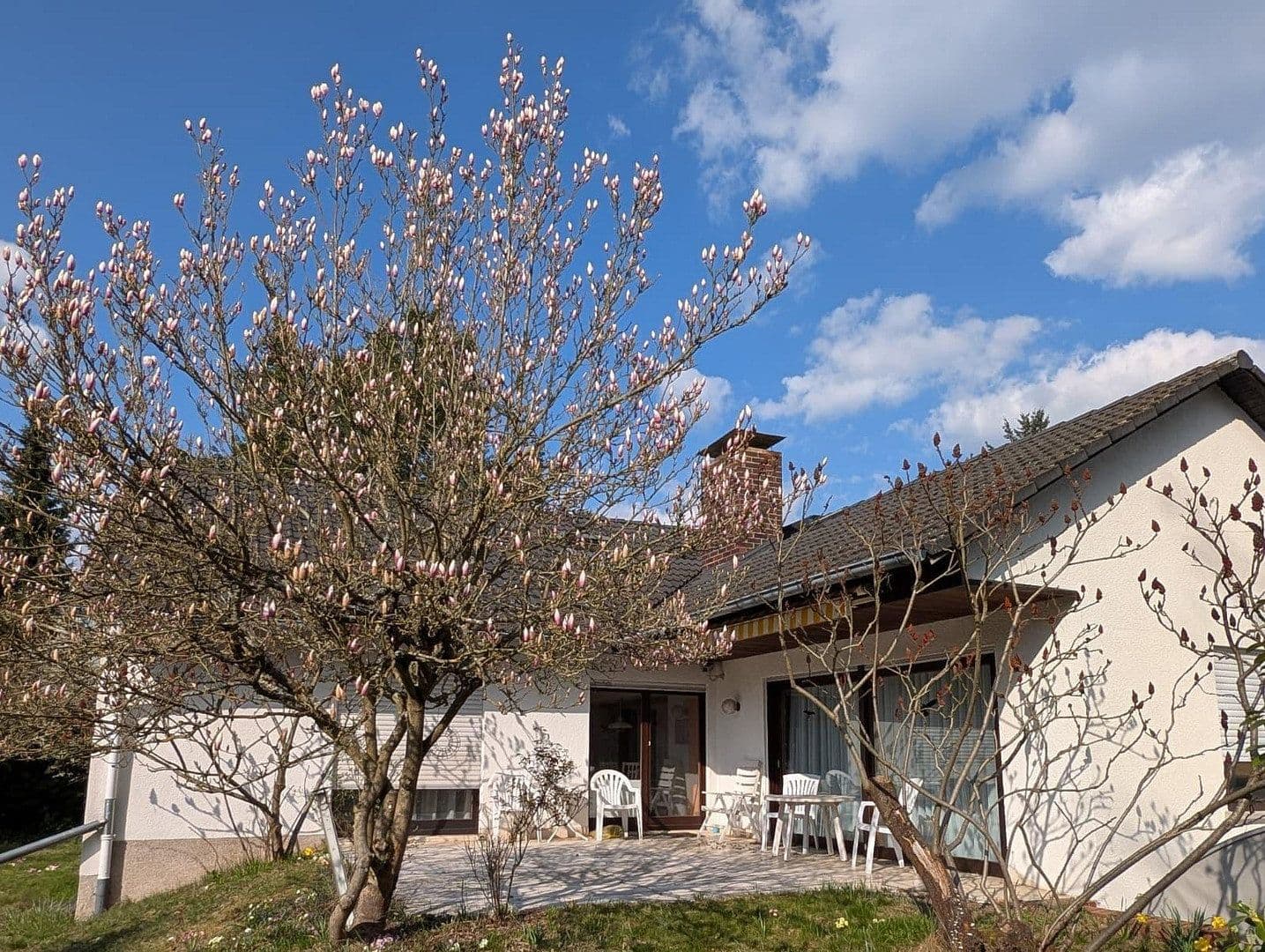 Predaj domu 226 m², pozemok 777 m², Heusenstamm, Hesensko Predaj domu 226 m², pozemok 777 m², Heusenstamm, Hesensko