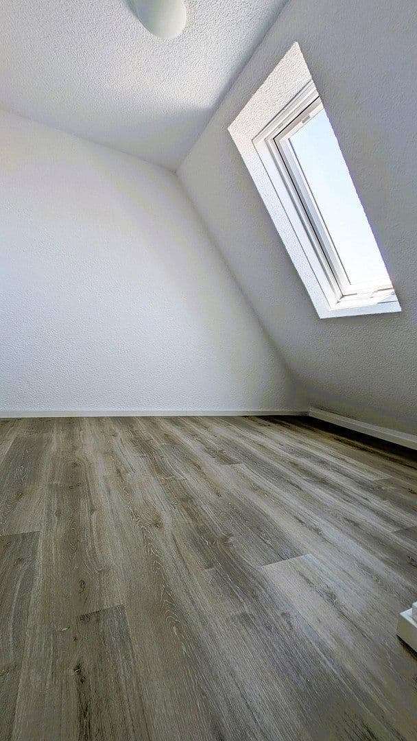 Predaj domu 178 m², pozemok 263 m², Karlstr. 3, Großbottwar, Bádensko-Wurttembersko Predaj domu 178 m², pozemok 263 m², Karlstr. 3, Großbottwar, Bádensko-Wurttembersko