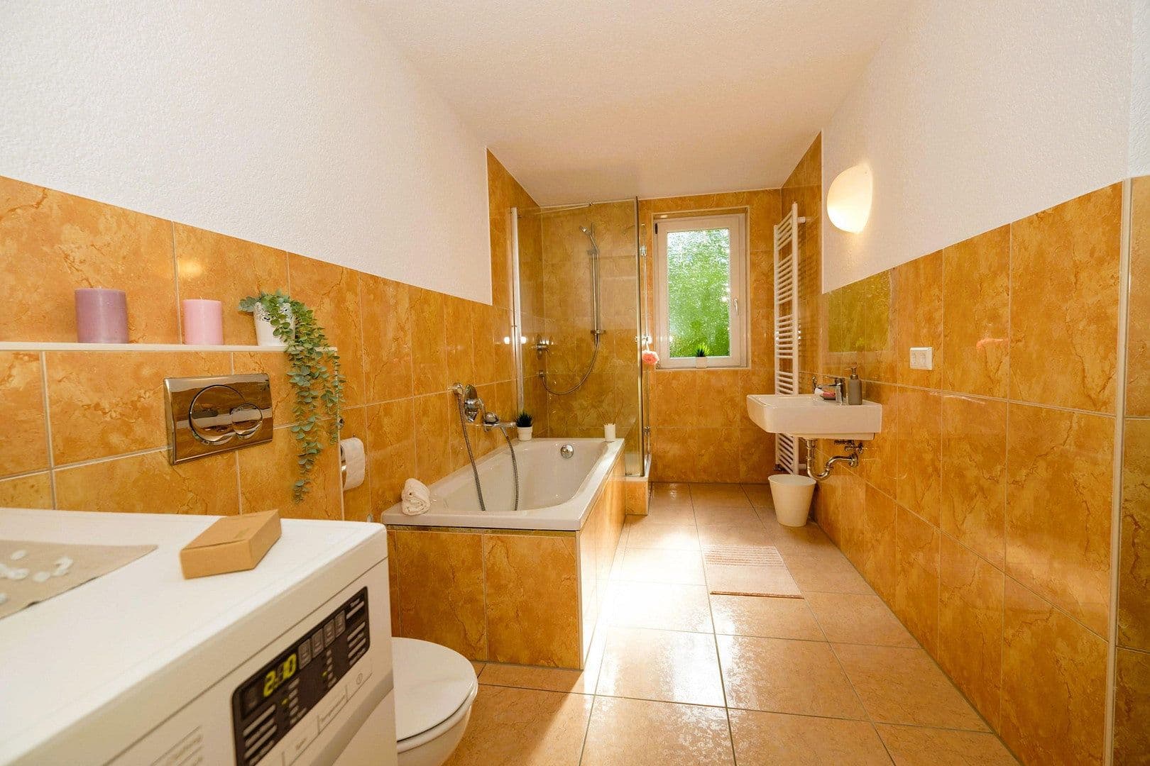 Predaj domu 178 m², pozemok 263 m², Karlstr. 3, Großbottwar, Bádensko-Wurttembersko Predaj domu 178 m², pozemok 263 m², Karlstr. 3, Großbottwar, Bádensko-Wurttembersko