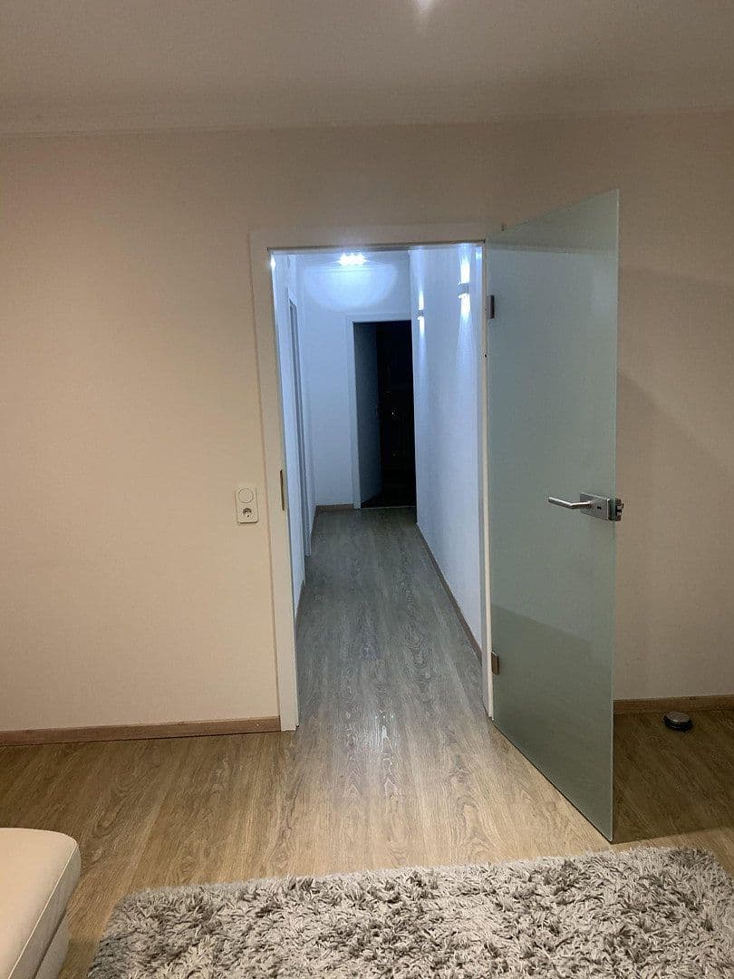 Predaj domu 205 m², pozemok 616 m², Mutterstadt, Porýnie-Falcko Predaj domu 205 m², pozemok 616 m², Mutterstadt, Porýnie-Falcko