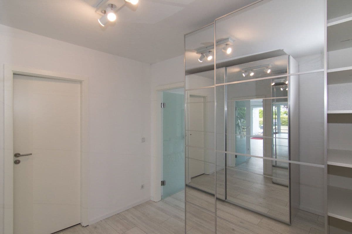 Prenájom bytu 1-izbový 60 m², Berlin, Berlín Prenájom bytu 1-izbový 60 m², Berlin, Berlín
