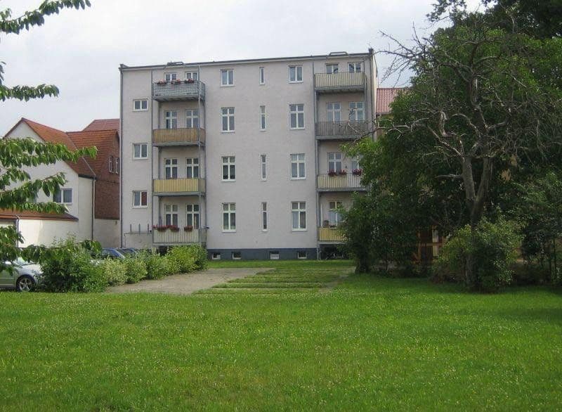 Prenájom bytu 2-izbový 81 m², Wilhelm-Stolte-Straße, Neustrelitz, Meklenbursko-Predpomoransko Prenájom bytu 2-izbový 81 m², Wilhelm-Stolte-Straße, Neustrelitz, Meklenbursko-Predpomoransko