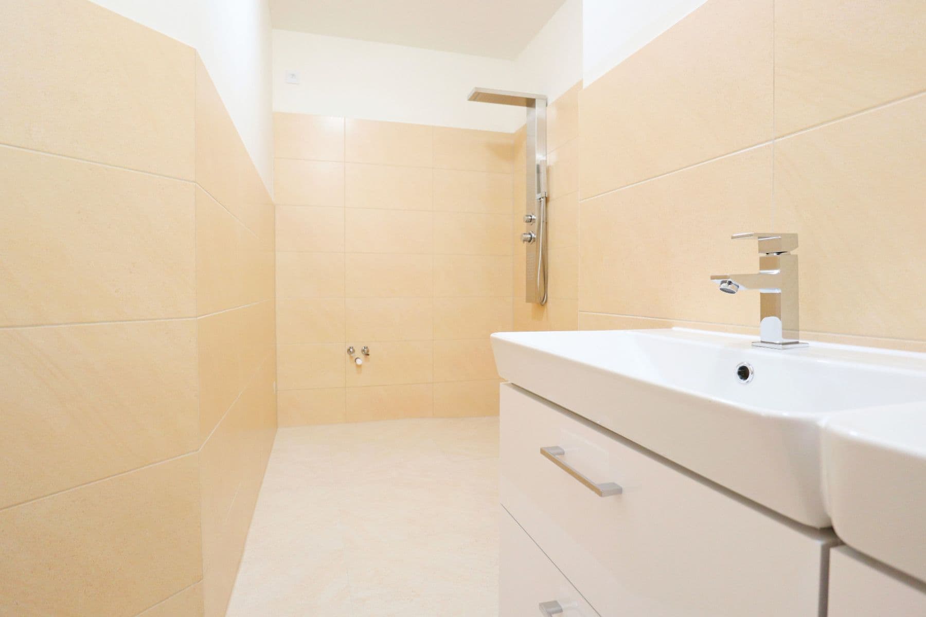 Predaj bytu 4-izbový 130 m², Slámova, Brno, Jihomoravský kraj Predaj bytu 4-izbový 130 m², Slámova, Brno, Jihomoravský kraj