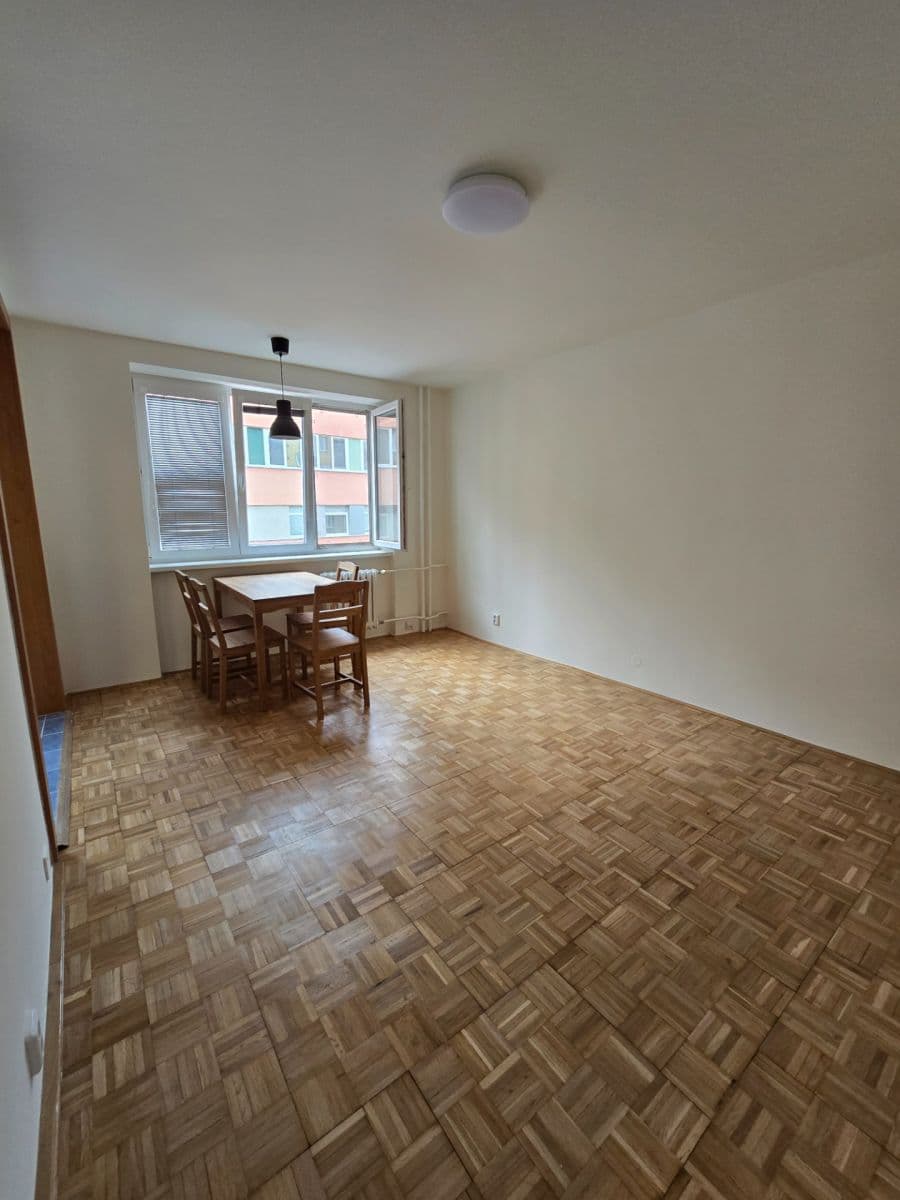 Prenájom bytu 2-izbový 51 m², Lihovarská, Praha, Praha Prenájom bytu 2-izbový 51 m², Lihovarská, Praha, Praha