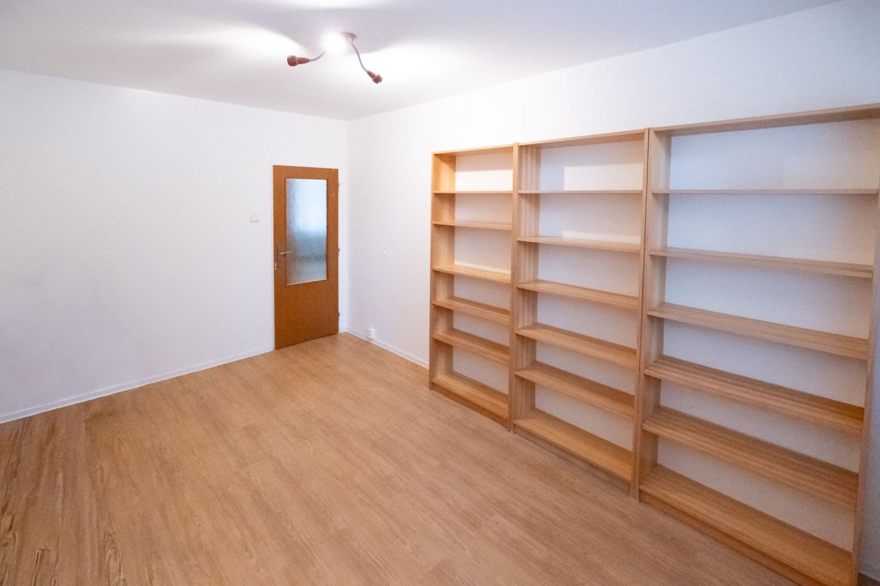 Predaj bytu 4-izbový 104 m², Křivenická, Praha, Praha Predaj bytu 4-izbový 104 m², Křivenická, Praha, Praha