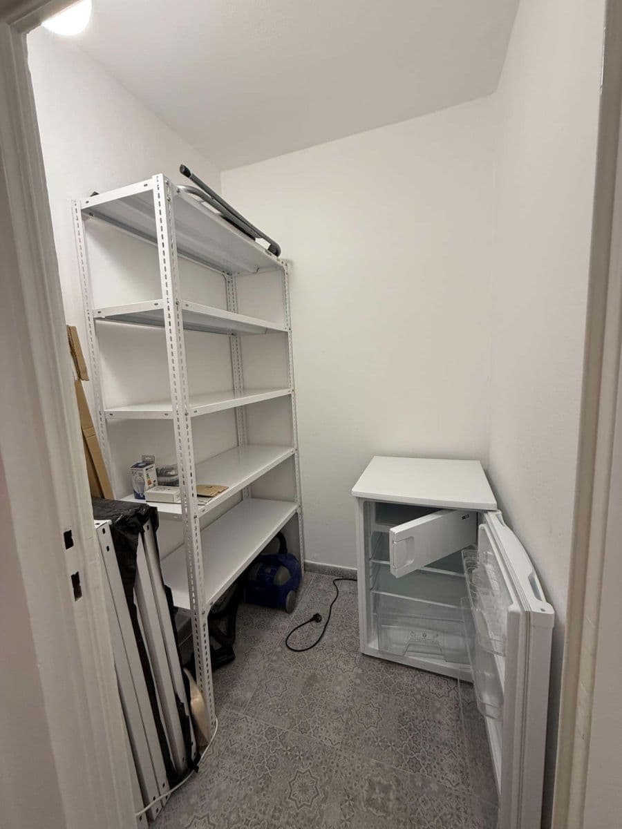 Prenájom bytu 1-izbový 28 m², Herčíkova, Brno, Jihomoravský kraj Prenájom bytu 1-izbový 28 m², Herčíkova, Brno, Jihomoravský kraj