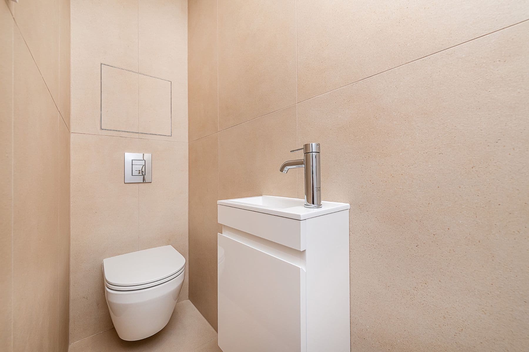 Predaj bytu 3-izbový 62 m², Nad Olšinami, Praha, Praha Predaj bytu 3-izbový 62 m², Nad Olšinami, Praha, Praha