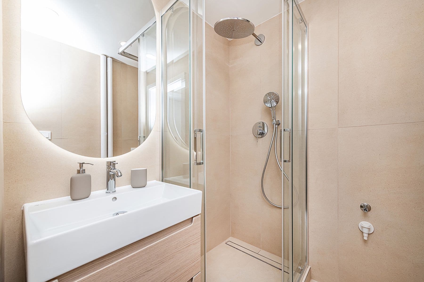 Predaj bytu 3-izbový 62 m², Nad Olšinami, Praha, Praha Predaj bytu 3-izbový 62 m², Nad Olšinami, Praha, Praha