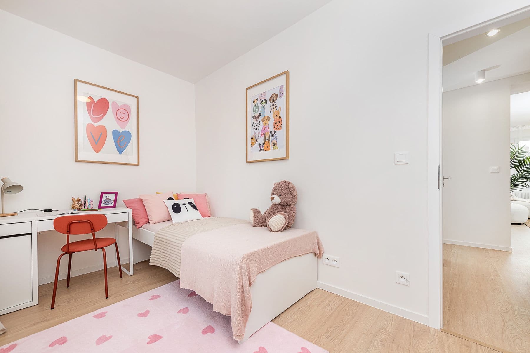 Predaj bytu 4-izbový 79 m², Gruzínská, Praha, Praha Predaj bytu 4-izbový 79 m², Gruzínská, Praha, Praha