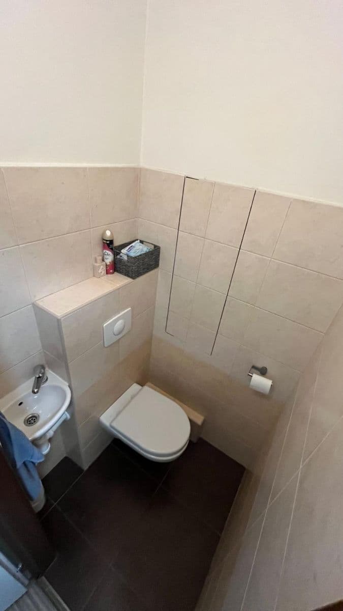 Prenájom bytu 2-izbový 55 m², Střimelická, Praha, Praha Prenájom bytu 2-izbový 55 m², Střimelická, Praha, Praha
