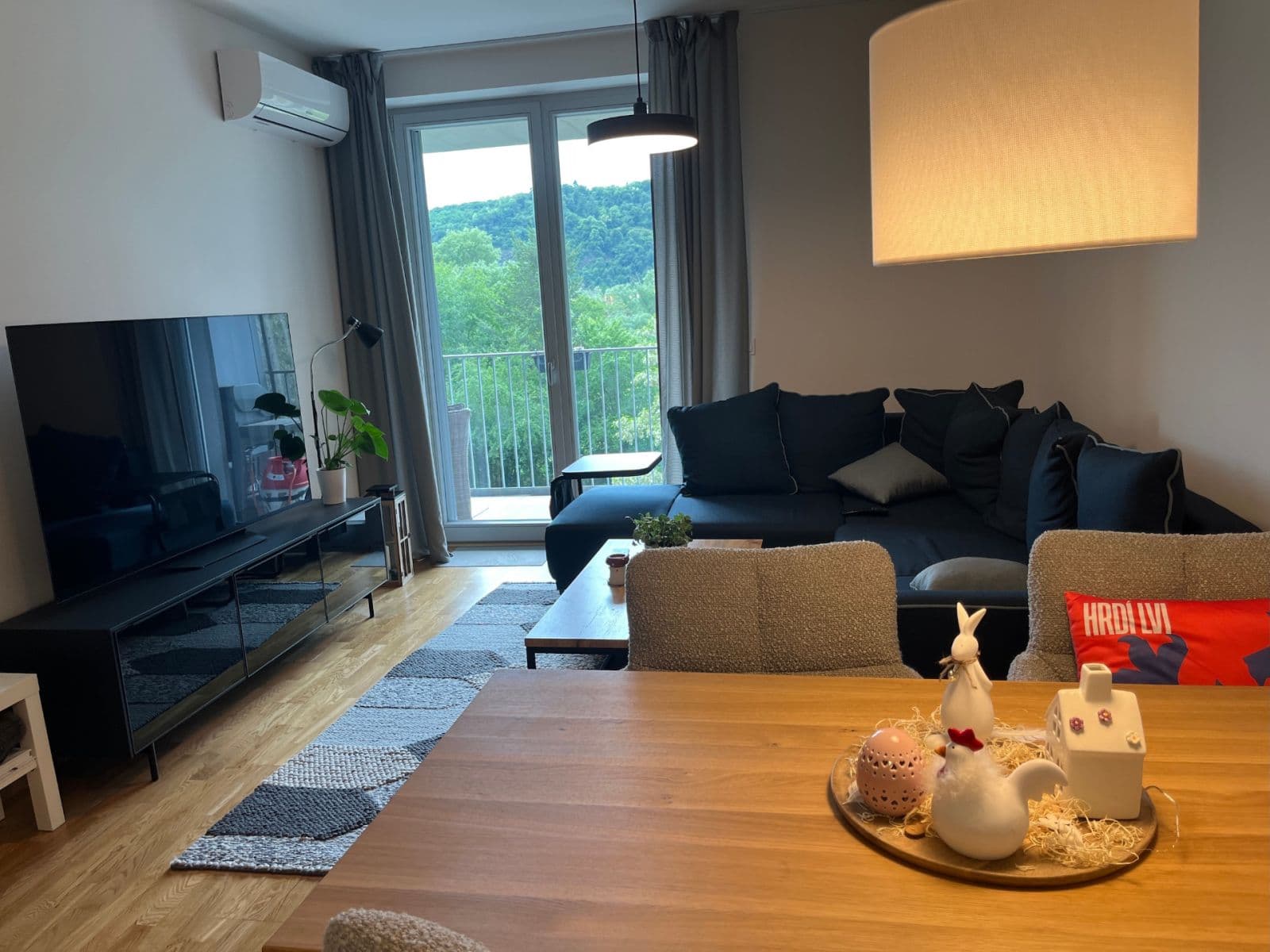 Prenájom bytu 2-izbový 72 m², Mezi Vodami, Praha, Praha Prenájom bytu 2-izbový 72 m², Mezi Vodami, Praha, Praha
