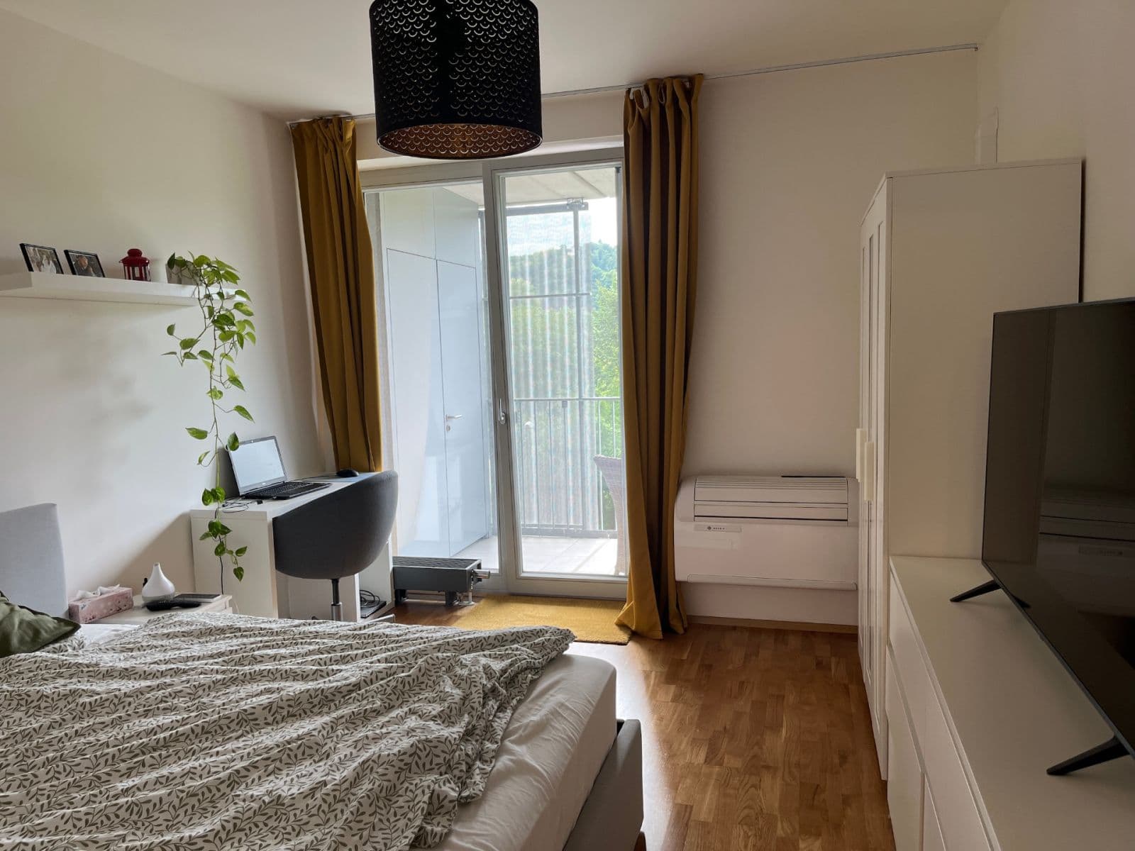 Prenájom bytu 2-izbový 72 m², Mezi Vodami, Praha, Praha Prenájom bytu 2-izbový 72 m², Mezi Vodami, Praha, Praha