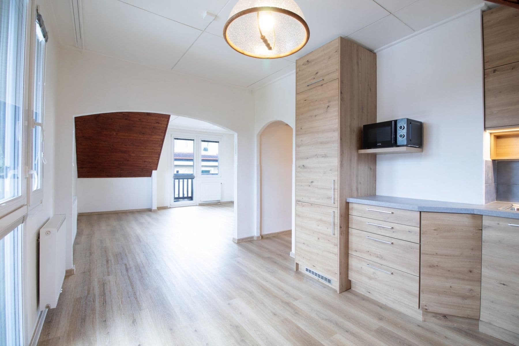 Prenájom bytu 3-izbový 75 m², Mladých, Praha, Praha Prenájom bytu 3-izbový 75 m², Mladých, Praha, Praha