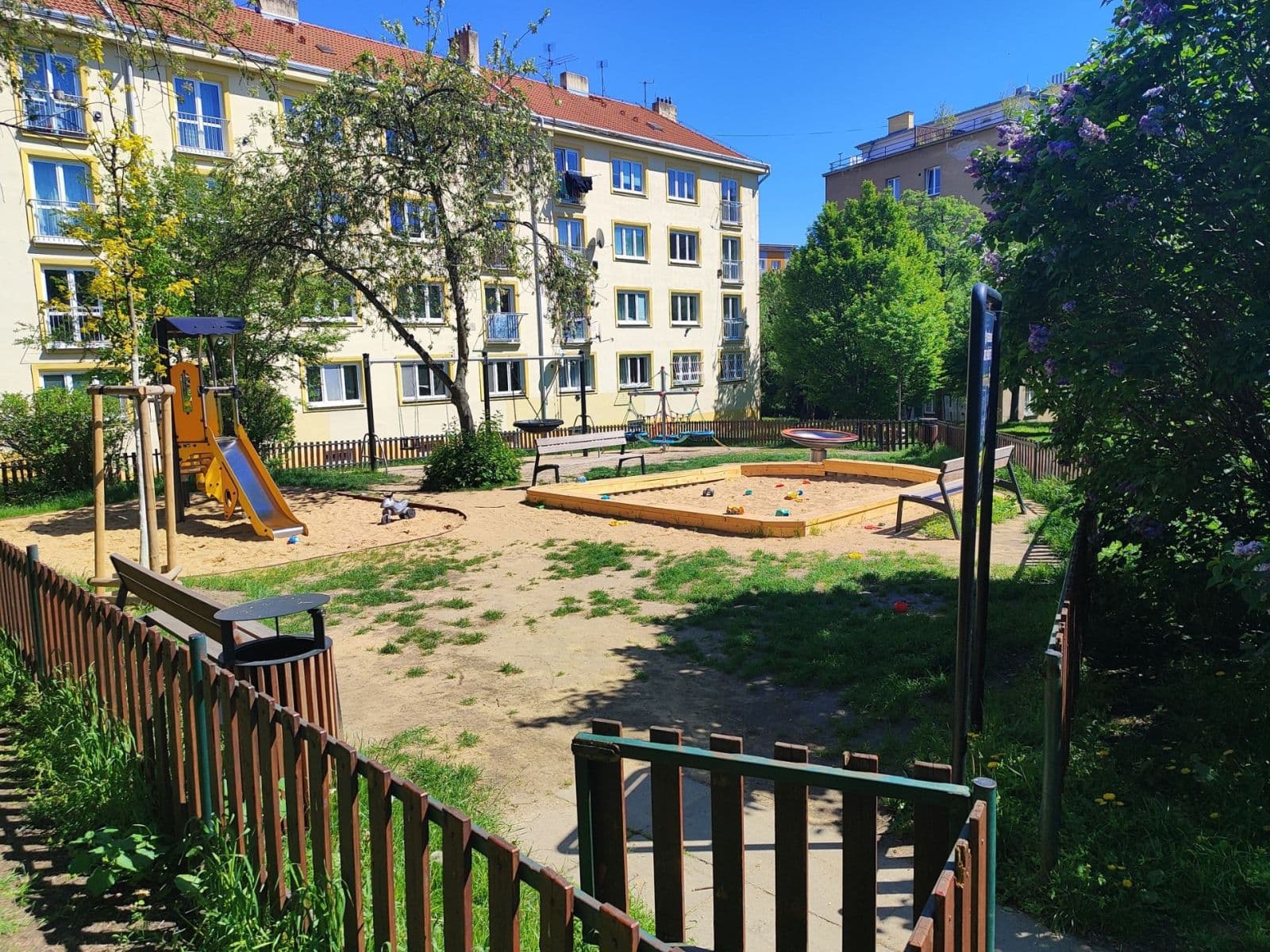 Predaj bytu 3-izbový 72 m², Konopišťská, Praha, Praha Predaj bytu 3-izbový 72 m², Konopišťská, Praha, Praha