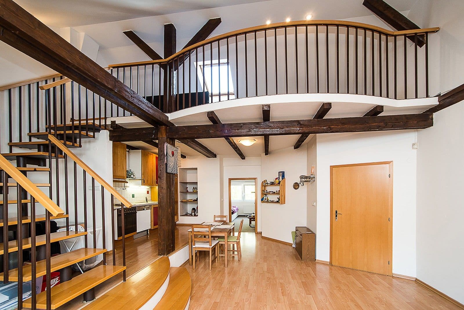 Prenájom bytu 2-izbový 85 m², Sudoměřská, Praha, Praha Prenájom bytu 2-izbový 85 m², Sudoměřská, Praha, Praha