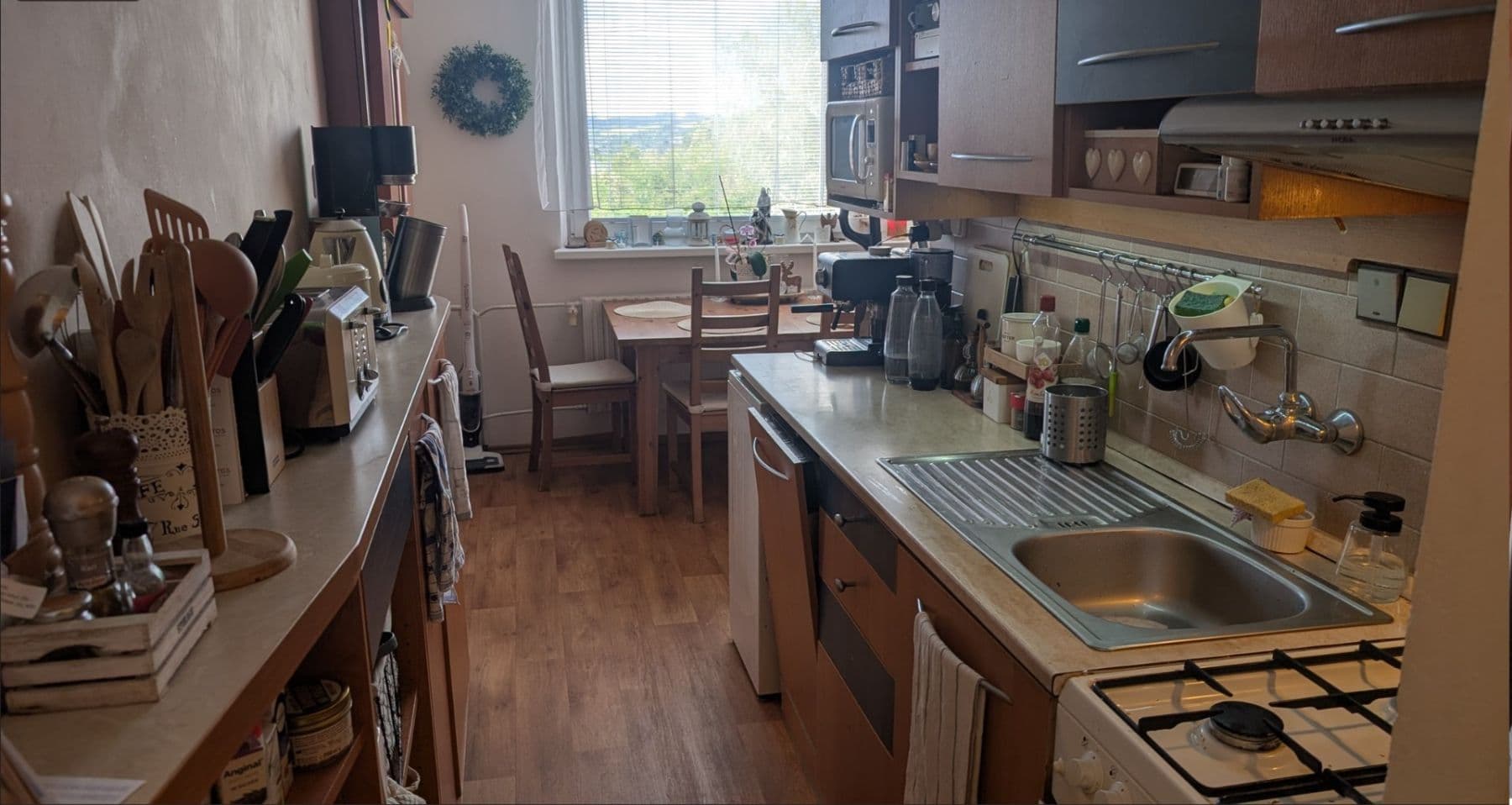 Predaj bytu 3-izbový 75 m², U Vodojemu, Valašské Meziříčí, Zlínský kraj Predaj bytu 3-izbový 75 m², U Vodojemu, Valašské Meziříčí, Zlínský kraj